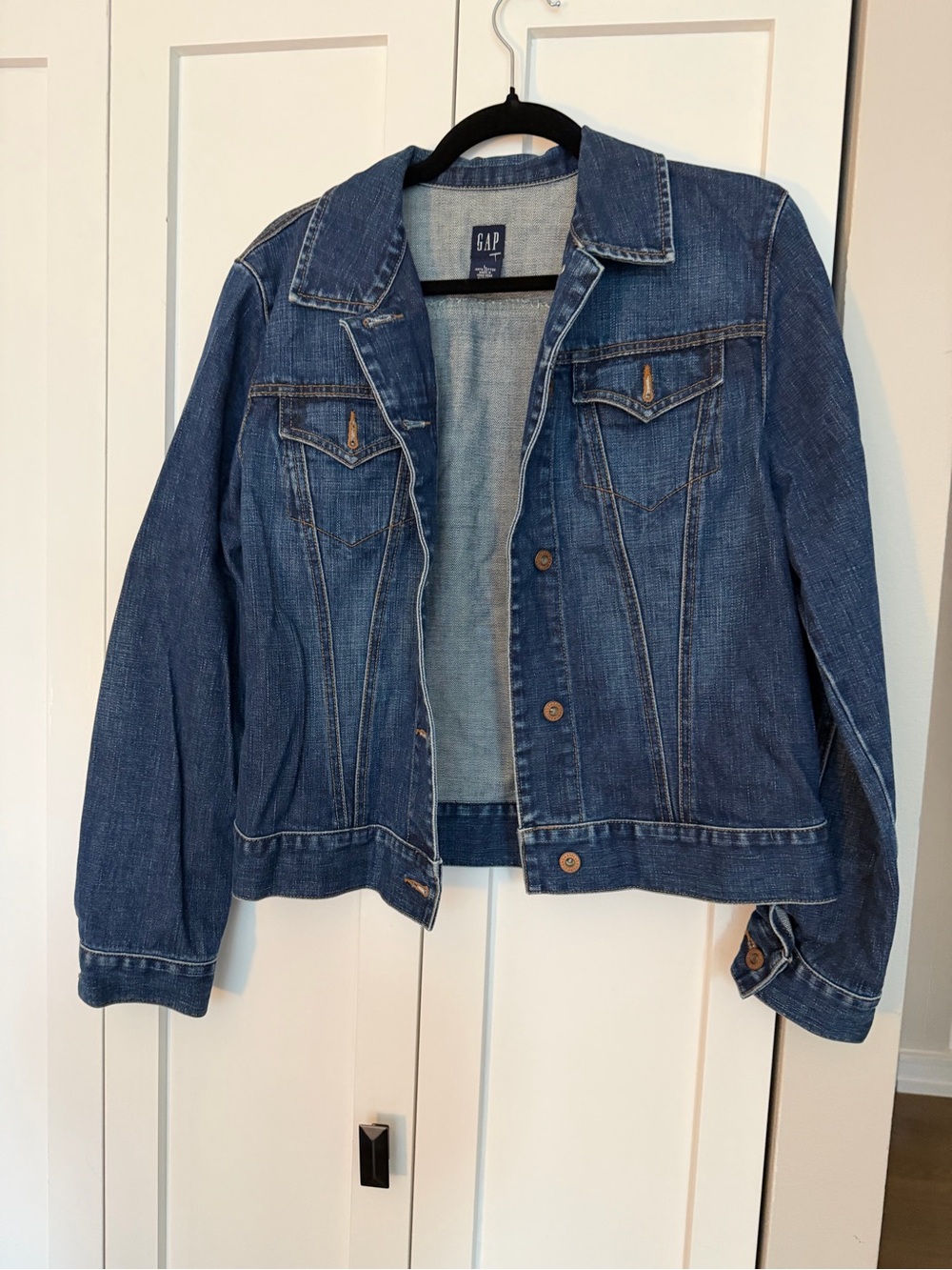 GAP Women's Dark Blue Denim Jacket with Contrast Stitching